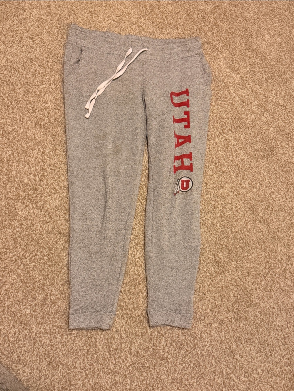 Official Utes Store - Grey Jogger Sweatpants with Red 'UTAH' Leg Graphic